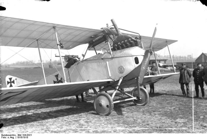 Aufklaerungsflugzeug_LVG_1915